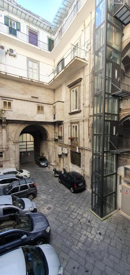 Fraba Apartment Nápoly Kültér fotó